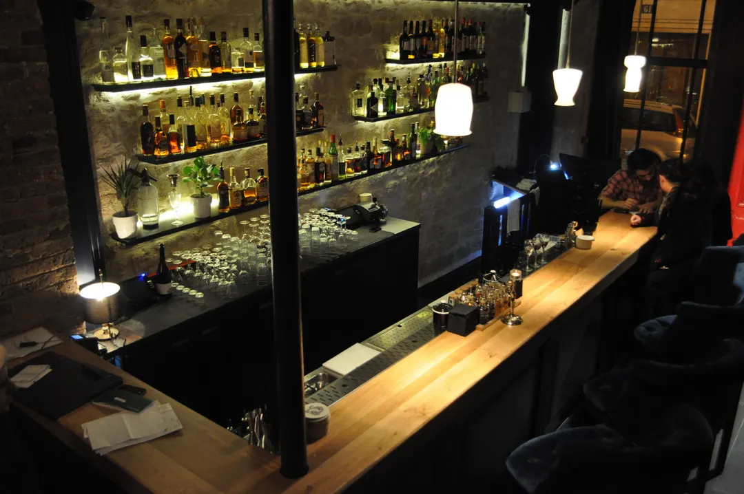 Little Red Door Bar Paris