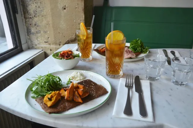 Kasha, crêpes et cocktails dans le 10ème