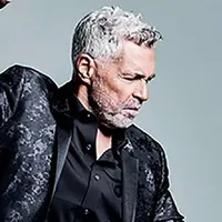 Clint Holmes