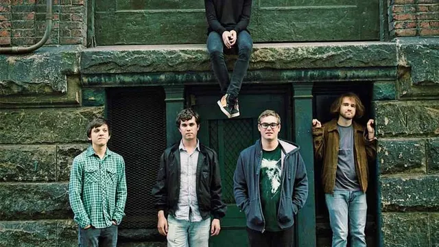 Surfer Blood+The Megaphonic Thrift+Jeans Wilder