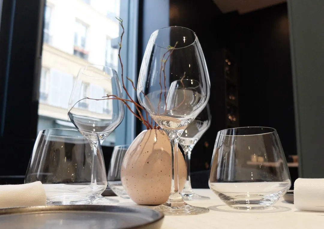 Restaurant H, Paris