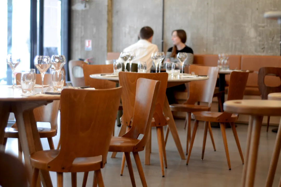Le 52 Faubourg Saint Denis Restaurant Paris