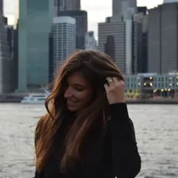 Marianne V