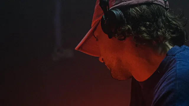 Newtrack présente: Stranger l Parrish Smith l Seelen Zieher (OPÄK live show) l