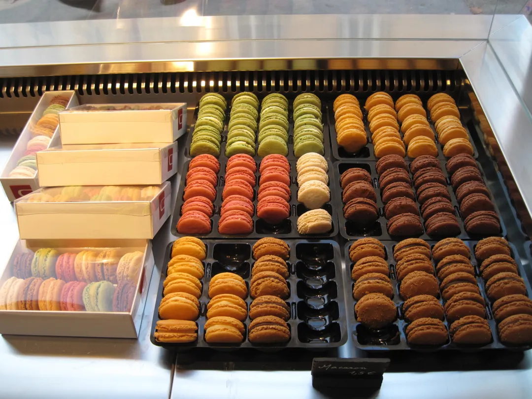 La Pâtisserie by Cyril Lignac Shop Paris