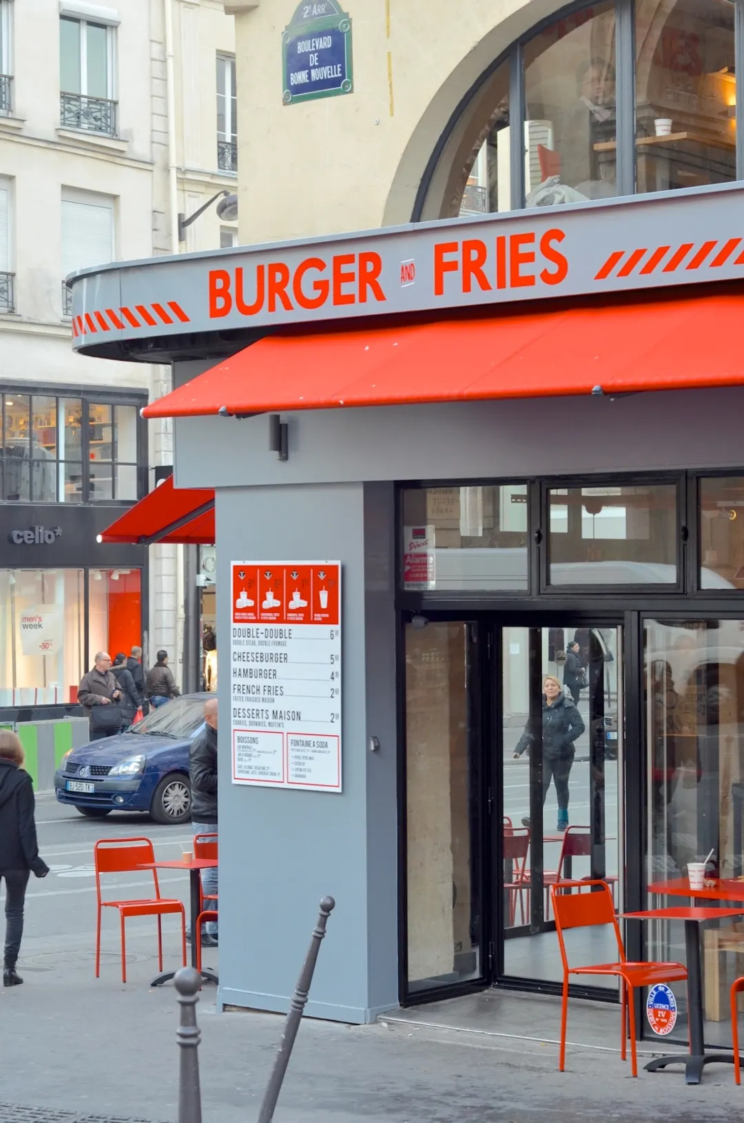 Burger and Fries Restaurant Paris