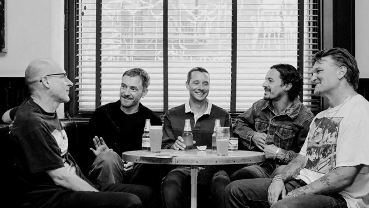 Young the Giant - Victory Garden Tour with Cold War Kids
