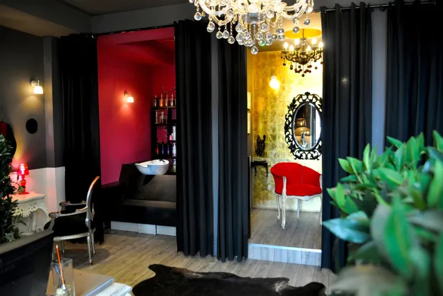Maison de coiffure inédite