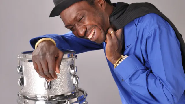 KOTO BRAWA & THE WAKMAN en concert