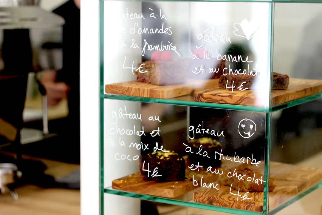 Fringe Coffee Restaurant Paris