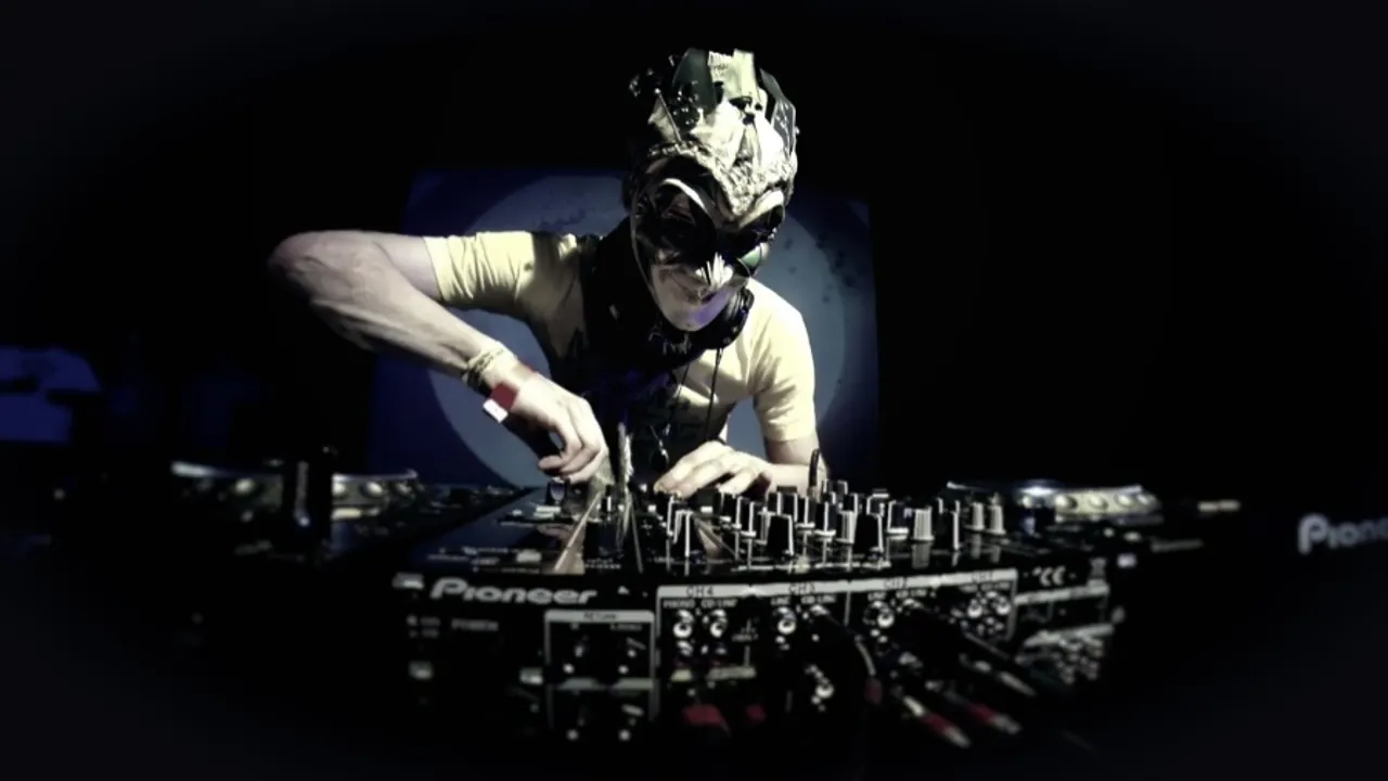 BORIS BREJCHA EXTENDED SET, MATMAC & CENTRALE RESIDENT