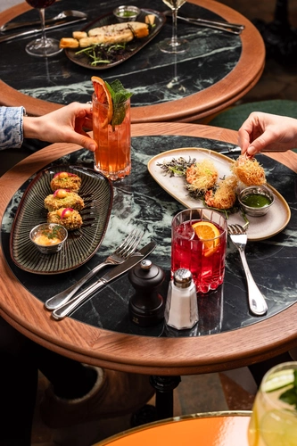 Amanie Bar Restaurant Paris