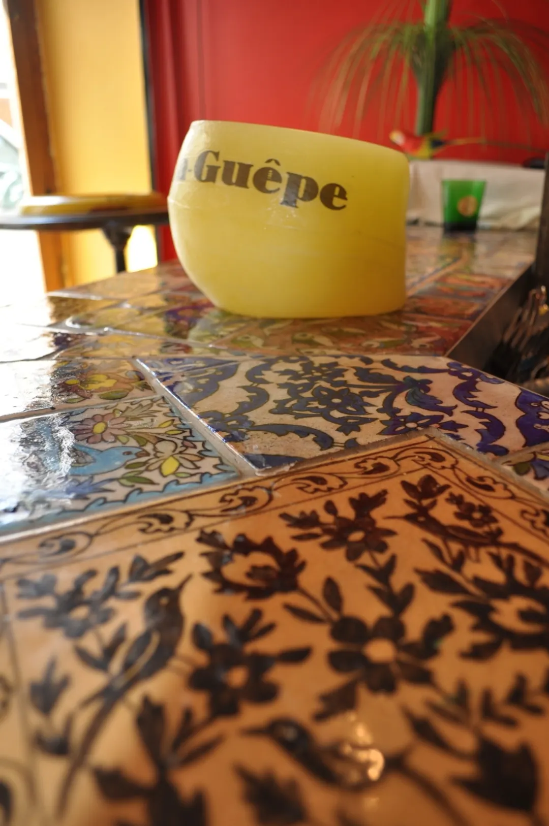 La Guêpe Restaurant Bar Paris