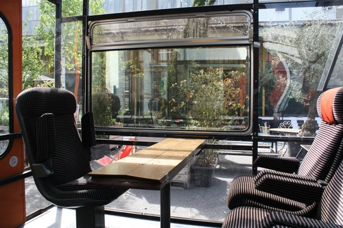 Ground Control Restaurant Bar Paris