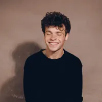 Eli Golden