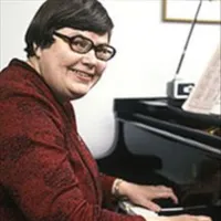 Eva Knardahl