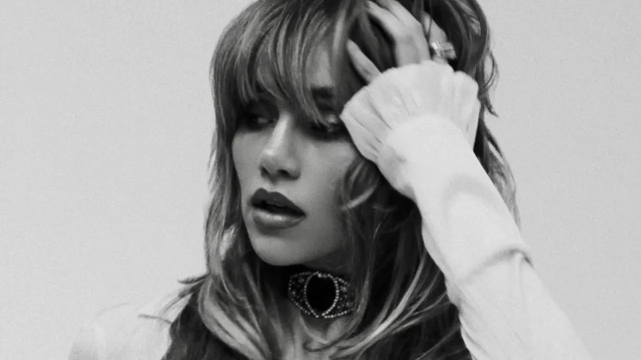 Suki Waterhouse: The Loveland Tour