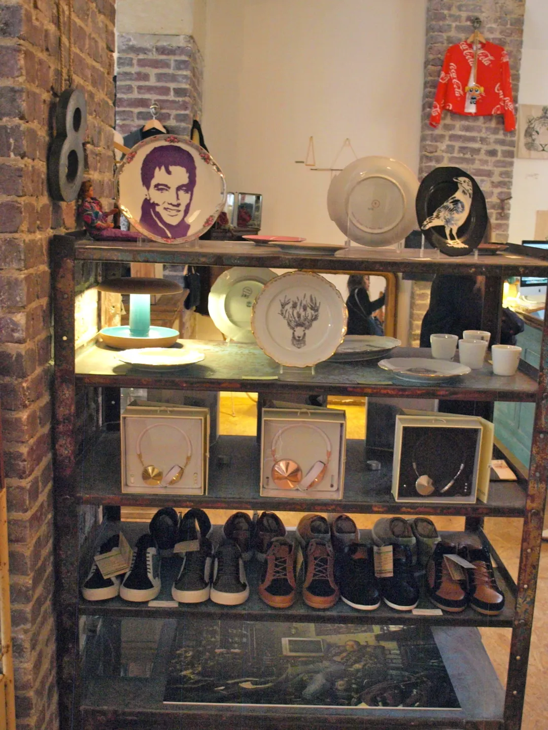 Mel, Mich & Martin Restaurant Galerie d'art Shop Paris