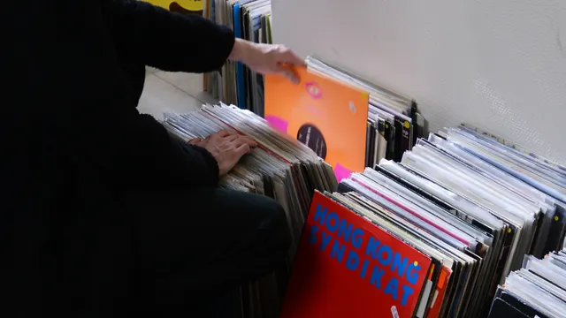 VENTE DE VINYLES DIZONORD | Le Hasard Ludique