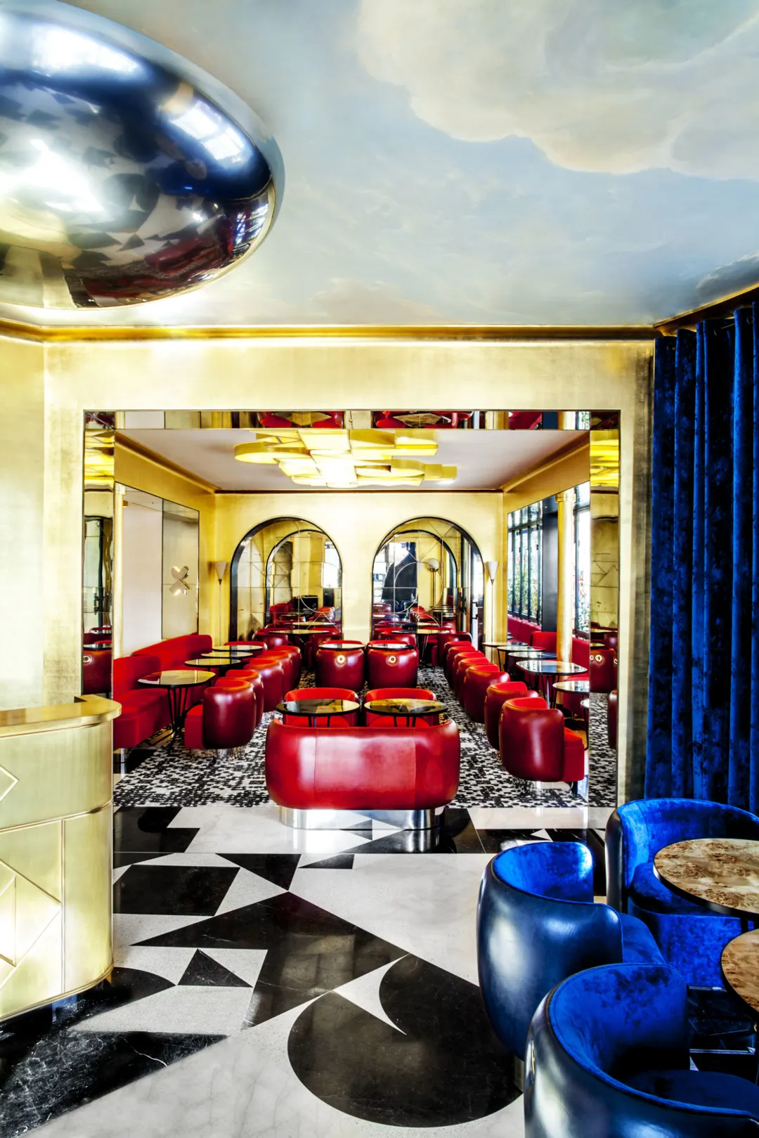 Le Café Français Restaurant Bar Paris