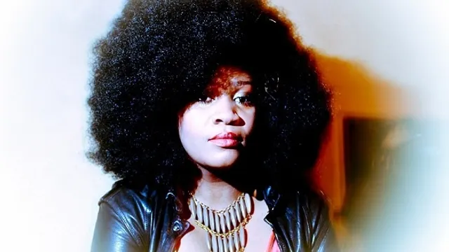 WeeLye en Showcase Acoustique