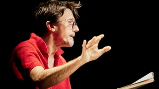 Festival ZOOM #9 / Carte blanche à Stanislas Nordey / Debout, la joie de David Léon