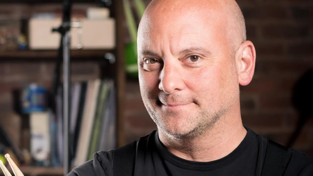 Martin Levac « Phil Collins et Genesis »