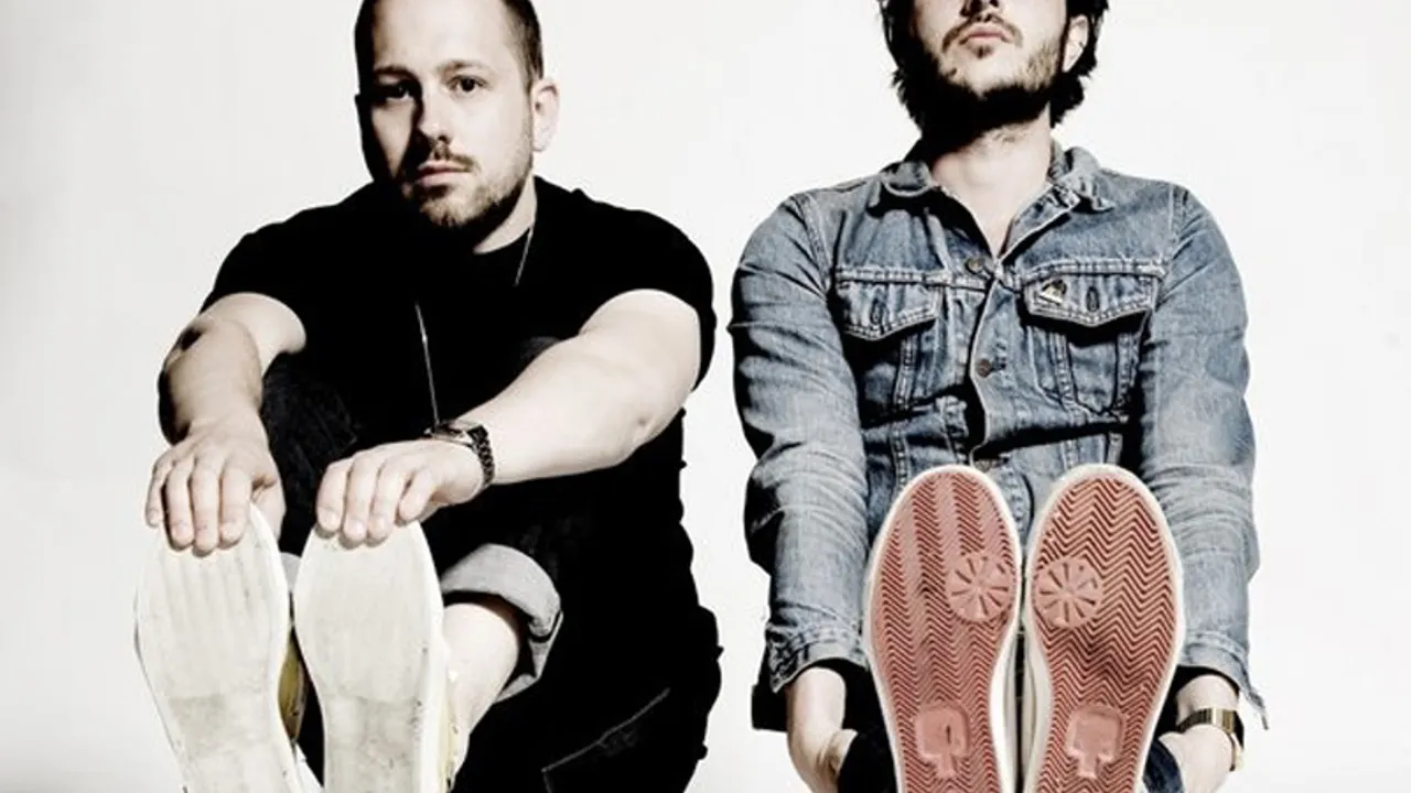 The Shoes en concert