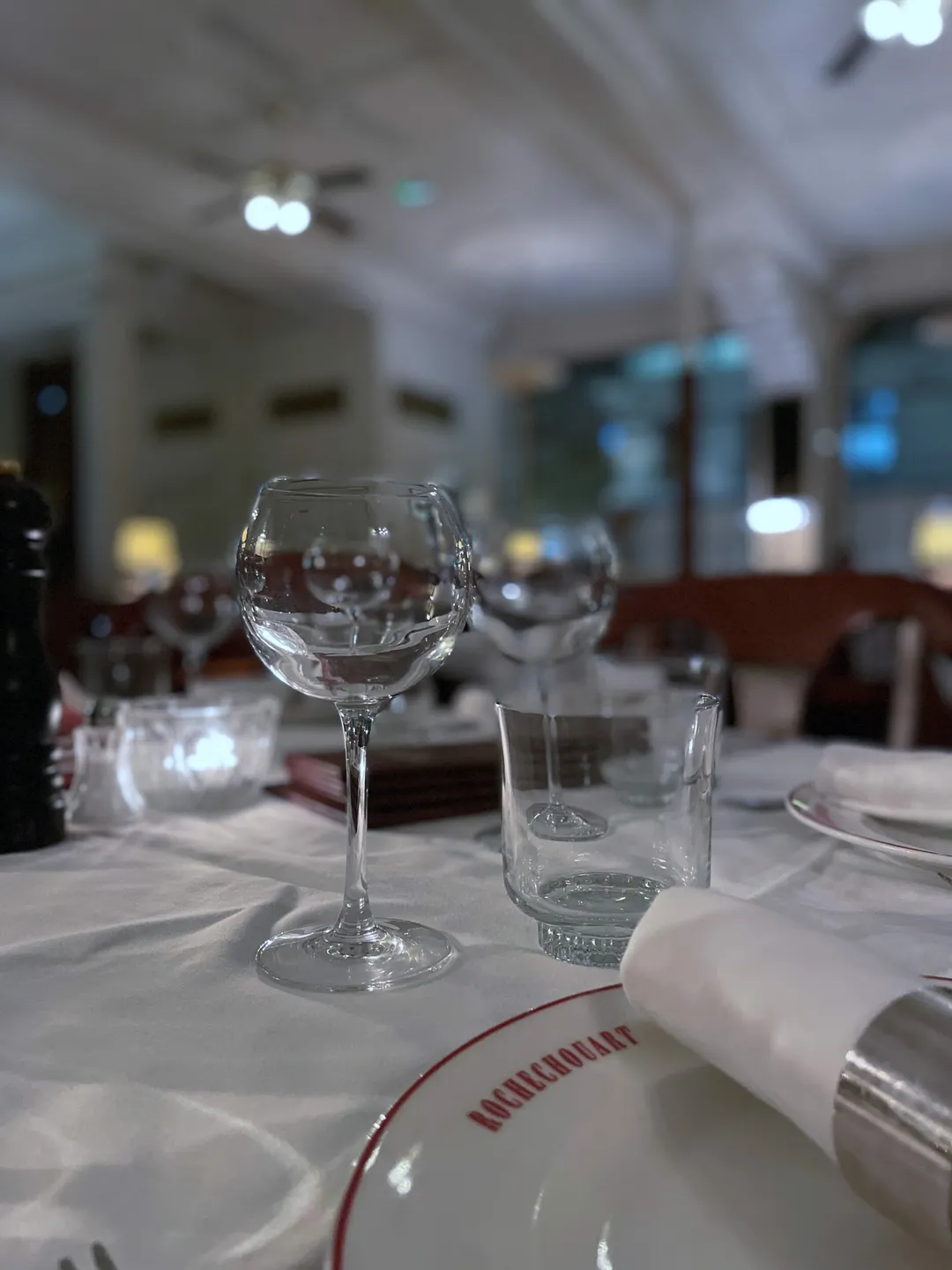 Hôtel Rochechouart Restaurant Paris