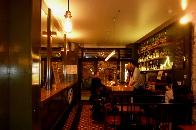 Le Mérou : le nouveau bar où frétiller rue de Paradis