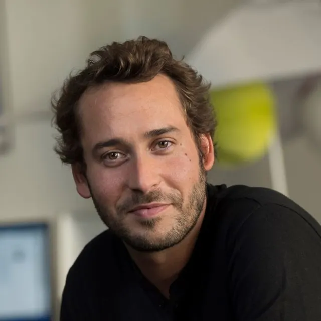 Arnaud B