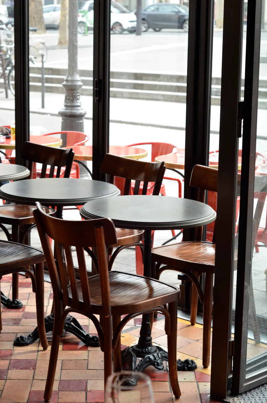 Café Petite Restaurant Paris