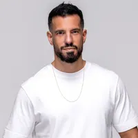 Sagi Kariv