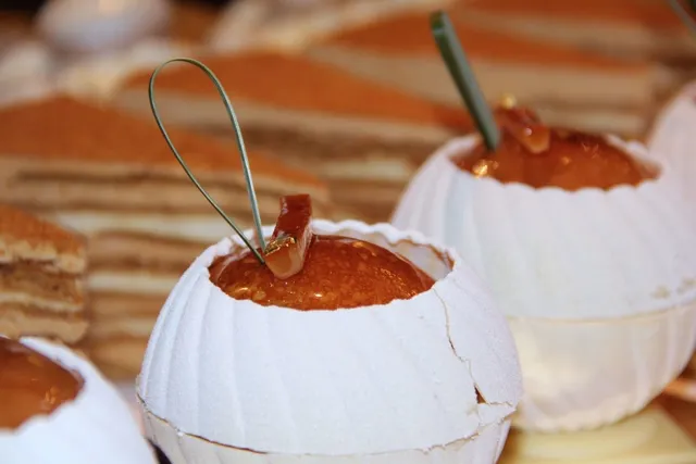 Nouveau Café Pouchkine : la pâtisserie russe s'installe à Saint-Germain !