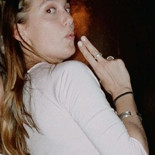 Mélanie R