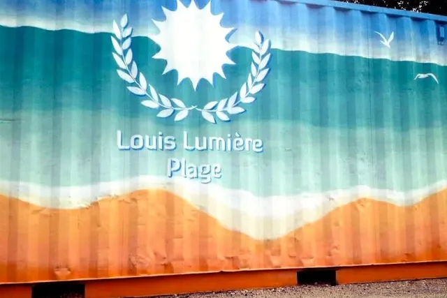 Le 20ème fait bronzette avec Louis Lumière Plage