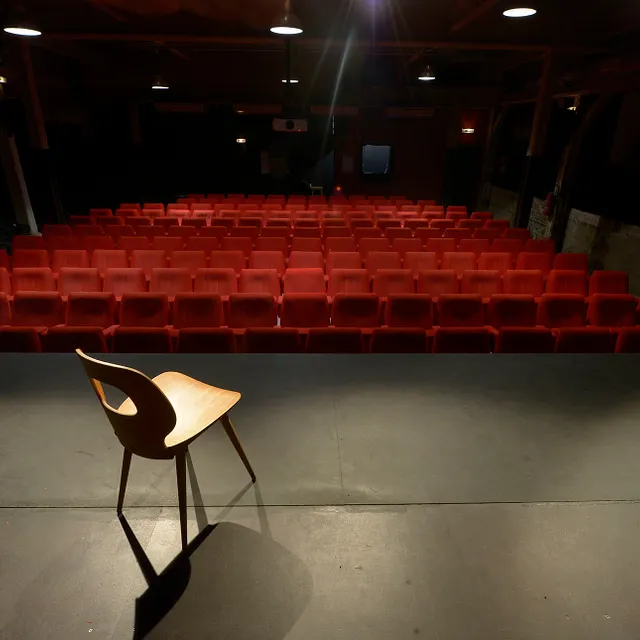 Théâtre L