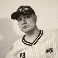 Niklas Dee