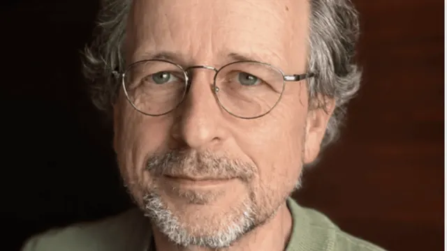 « Le temps d’une image » — Rencontre avec Phil Casoar, journaliste et auteur