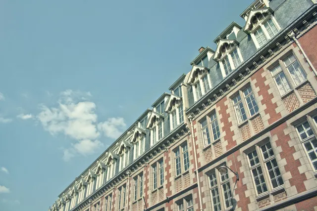 Redécouvrir Paris pendant l'été : plutôt classique ou insolite ?
