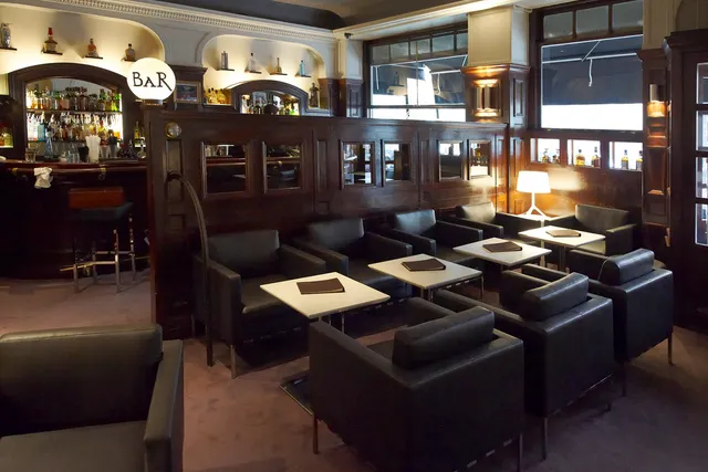Le Forum, le bar à cocktail historique