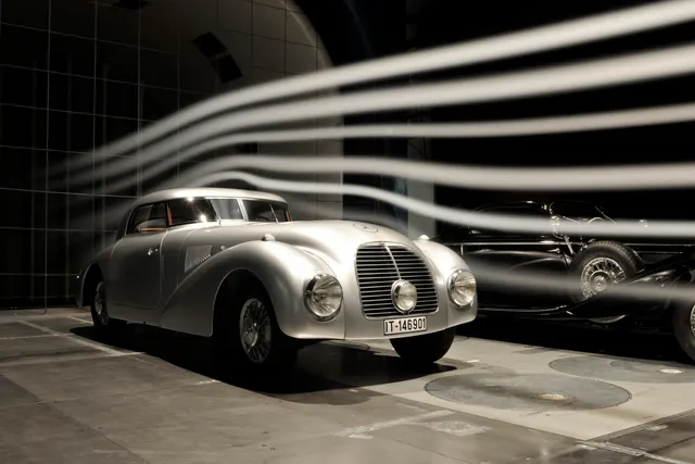 Salon Rétromobile 2015 : par amour des voitures de collection