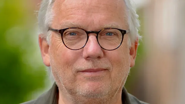 Ambitus presents: Ron Adelaar