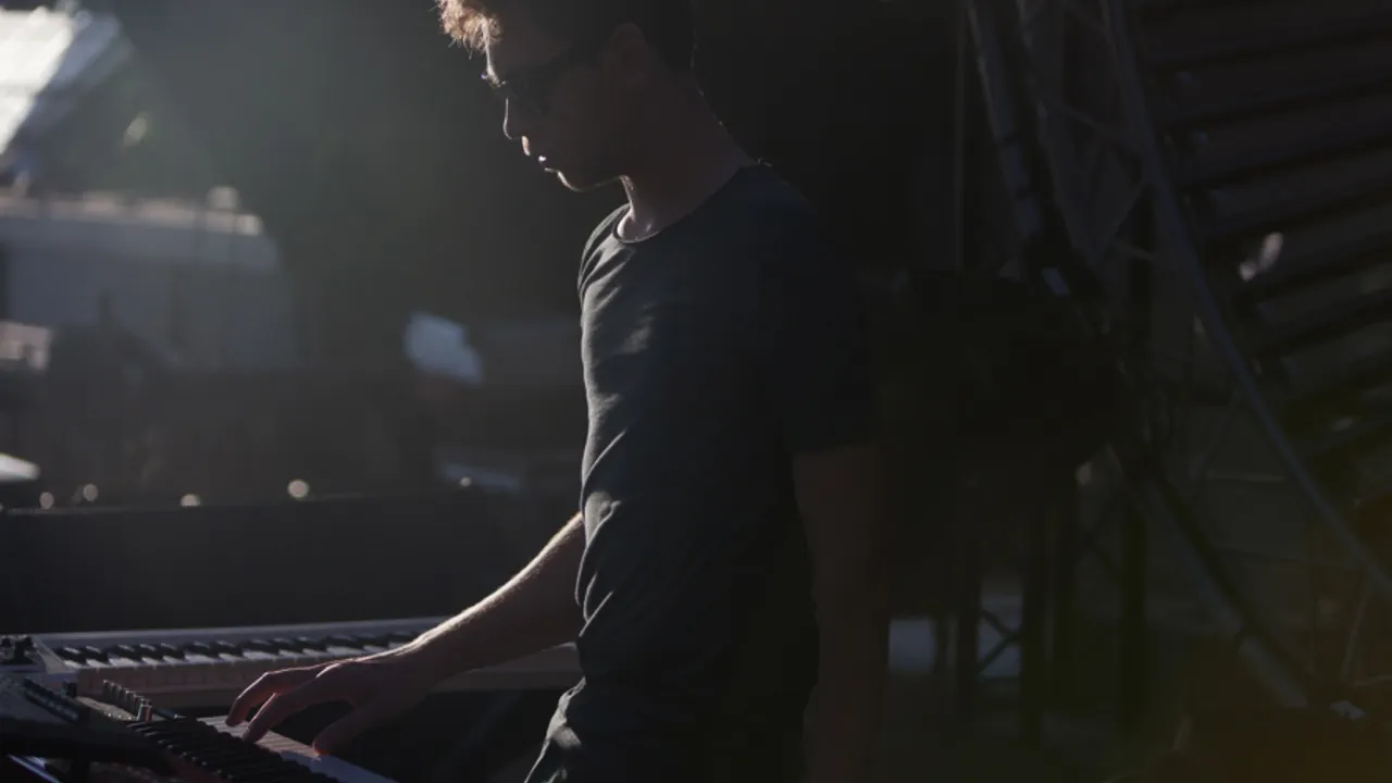 Joris Delacroix en live