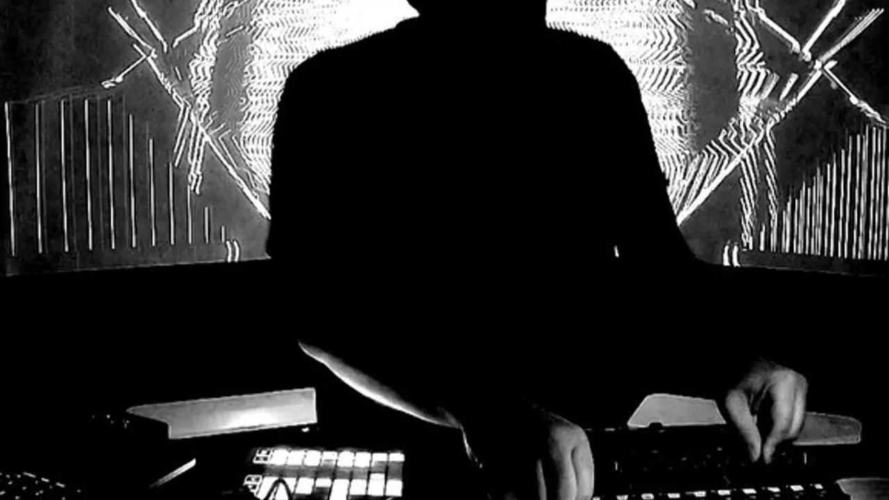 Ciclade : Ghost Dubs, JS Donny, Raja, Chereshenkaa, Pulsatile B2B Gati