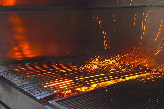 Paris Braise, grandes tablées et barbecue rue Tiquetonne