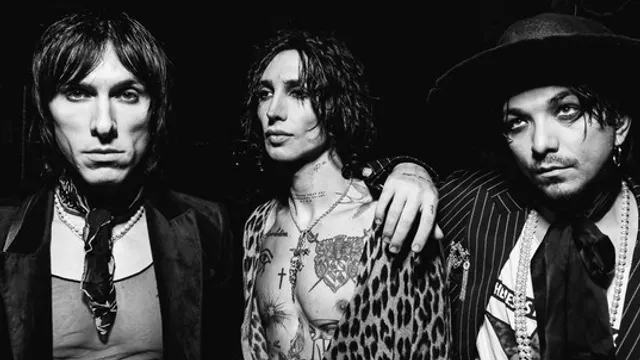 PALAYE ROYALE + YONAKA
