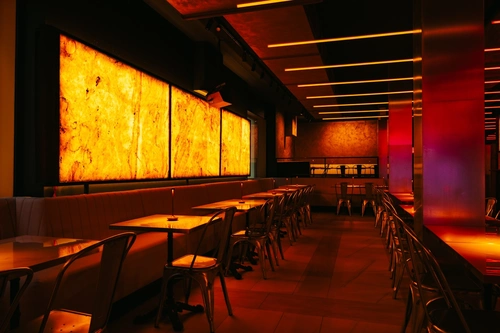 La Fav Restaurant Club Bar Paris