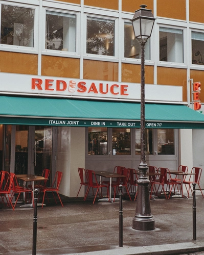 Red Sauce Restaurant Paris