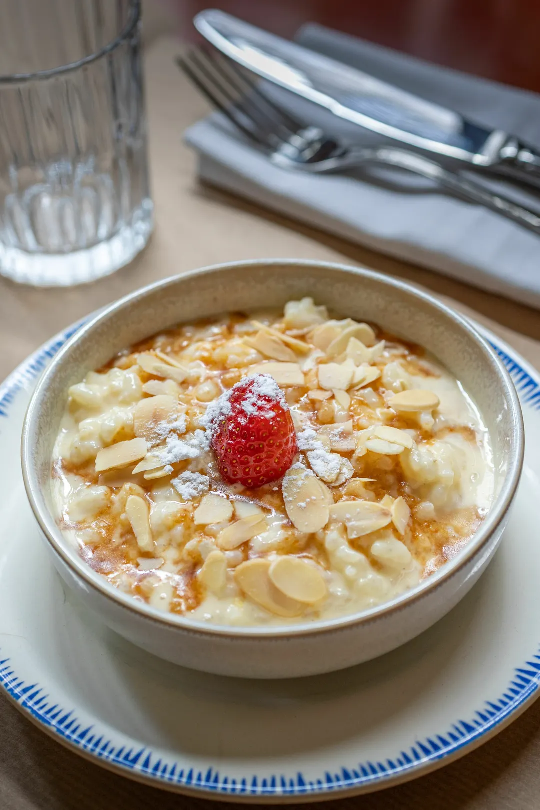 Le Rigodon Restaurant Shop Paris